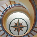 阿奇里斯中央旅游酒店 4* 新锡里马里纳