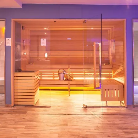 Centro Turistico Akiris 4*