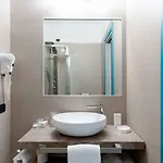 Centro Turistico Akiris 4*