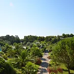 Centro Turistico Akiris Resort 4*