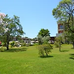 Centro Turistico Akiris