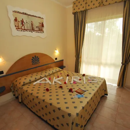 Centro Turistico Akiris 4*