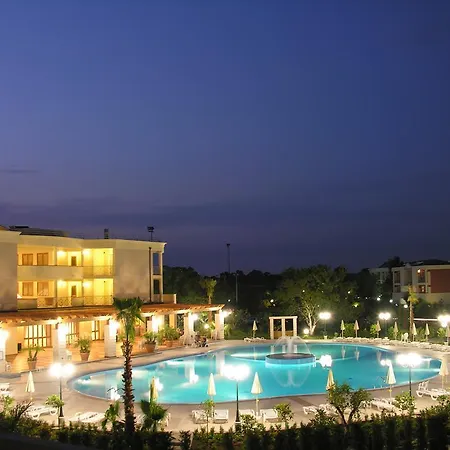 Centro Turistico Akiris 4* 노바시리마리나