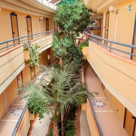 Centro Turistico Akiris 4*