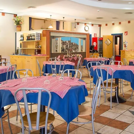 Centro Turistico Akiris 4*