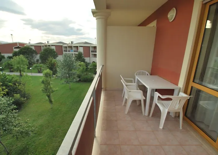 Centro Turistico Akiris 4* נובה סירי מרינה