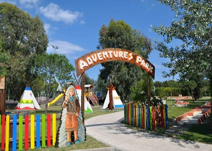 Centro Turistico Akiris 4*