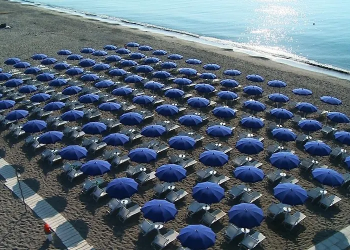 Centro Turistico Akiris Resort