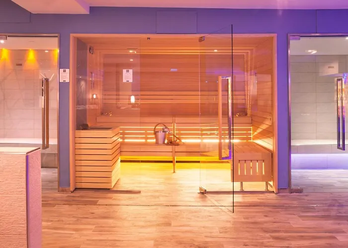 Centro Turistico Akiris 4*