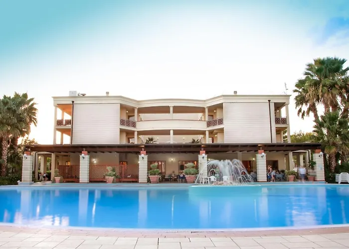 אתר נופש Centro Turistico Akiris 4*